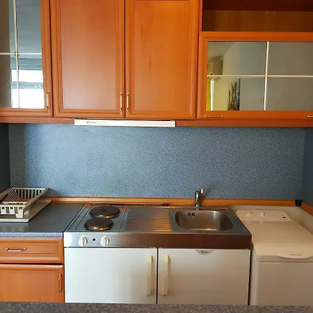 Riviera Complex 6 فندق