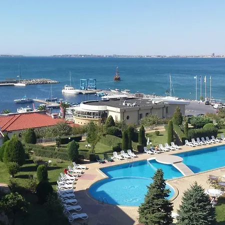 Riviera Complex 6 * Święty Włas
