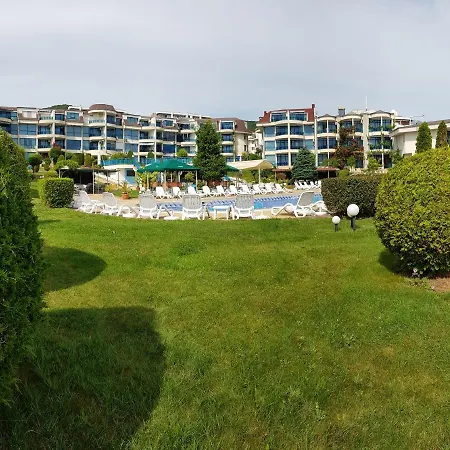 Hotel Riviera Complex 6 Święty Włas