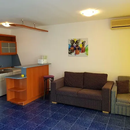 Hotel Riviera Complex 6