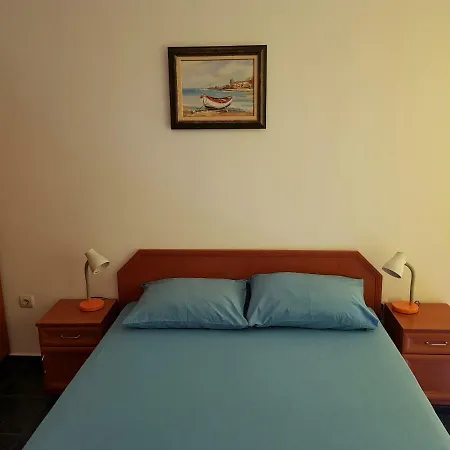 Riviera Complex 6 Hotel *