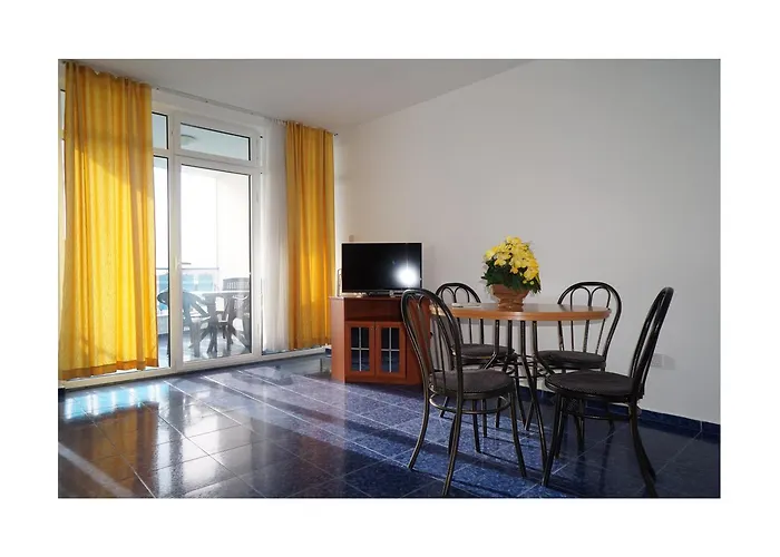 Otel Riviera Complex 6 Sveti Vlas